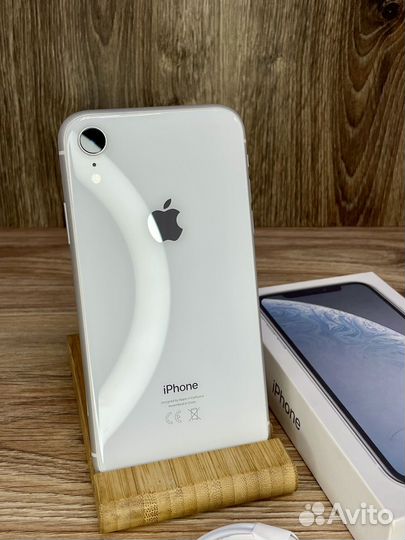 iPhone Xr, 64 ГБ