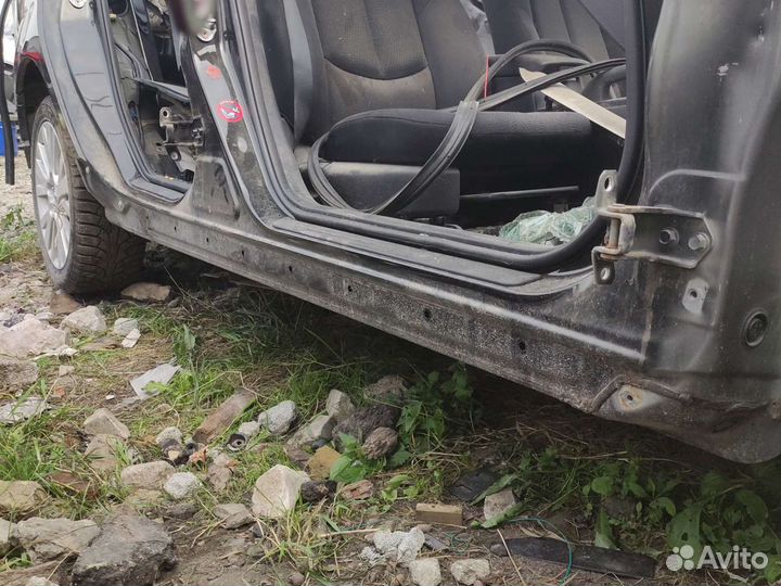 Mazda 6 GH седан порог правый