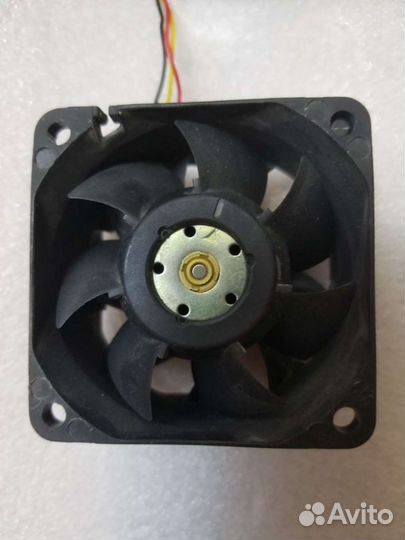 Серверный вентилятор 60мм 12v 1.20a
