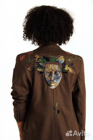 Занятия по современной художественной вышивке