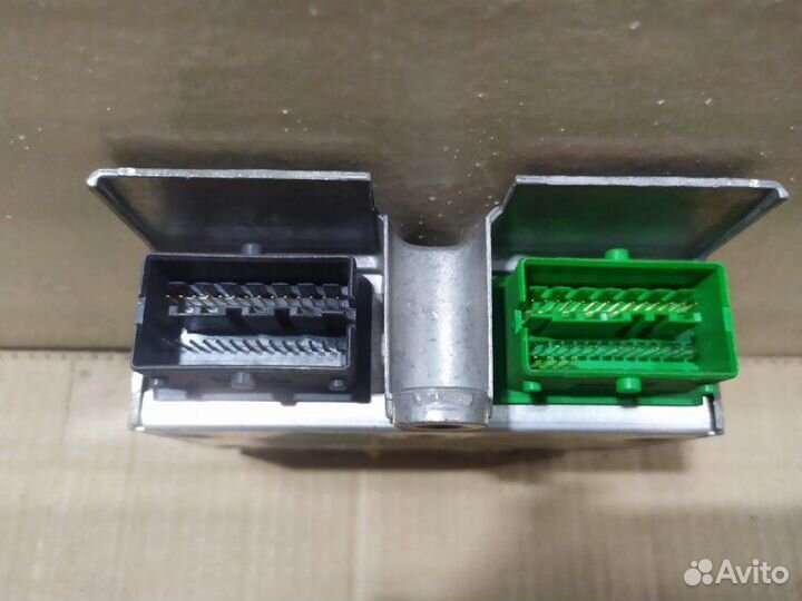 Блок управления подушками безопасности правый Opel