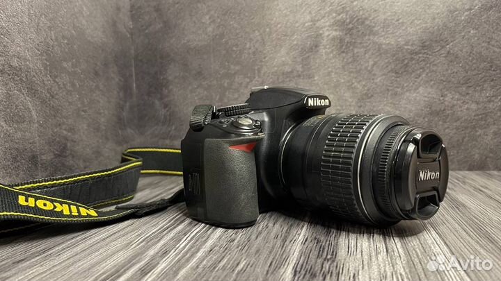 Зеркальный фотоаппарат