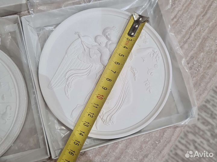 Гипсовый барельеф