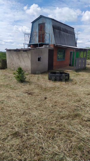 Дача 20 м² на участке 5 сот.