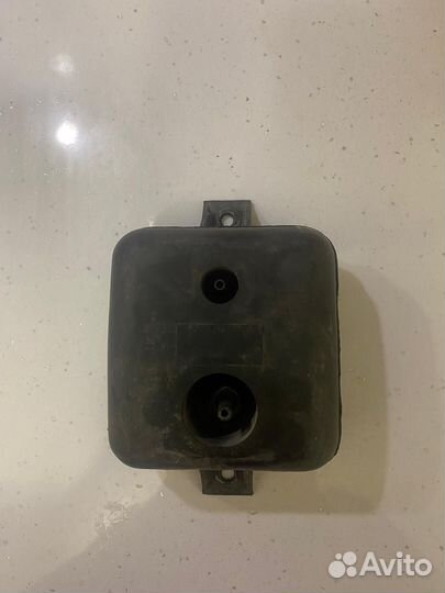 Бачок вакуумный на Опель Инсигния