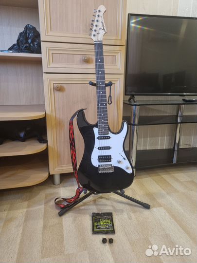 Электро гитара с комбиком