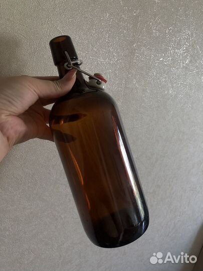 Бутылки бугельные