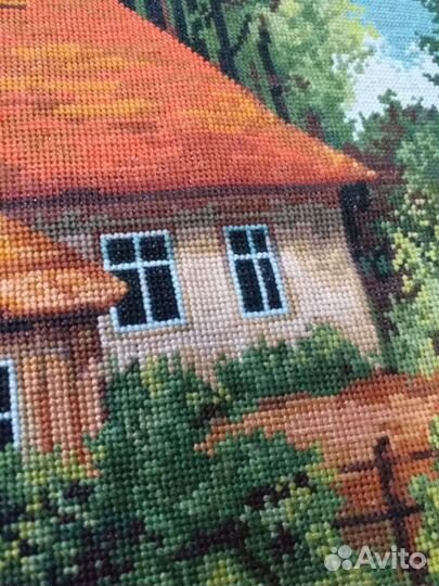 Готовая вышивка крестом 