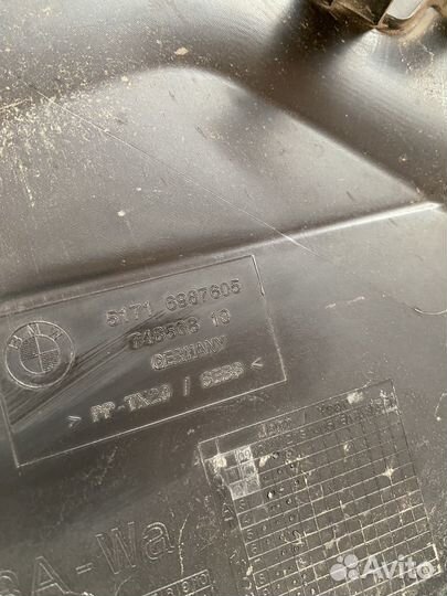 Крышка жабо BMW F10