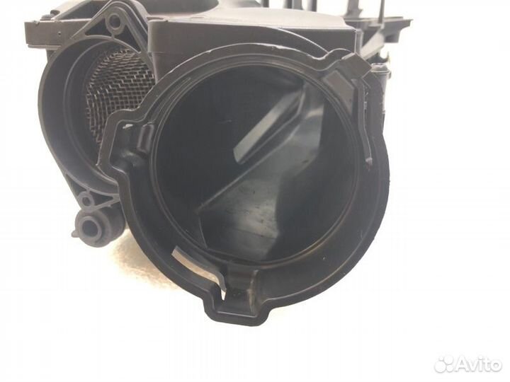 Корпус воздушного фильтра Mercedes-Benz Glc Coupe