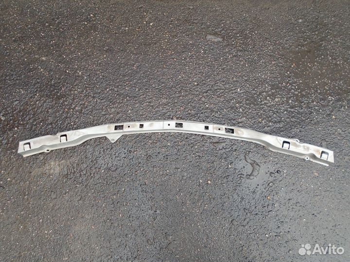 Nissan 62240-EQ000 Кронштейн переднего бампера