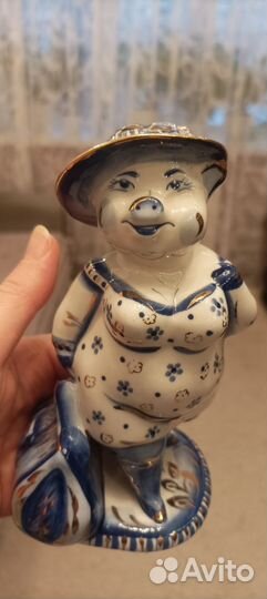 Фарфоровые статуэтки гжель