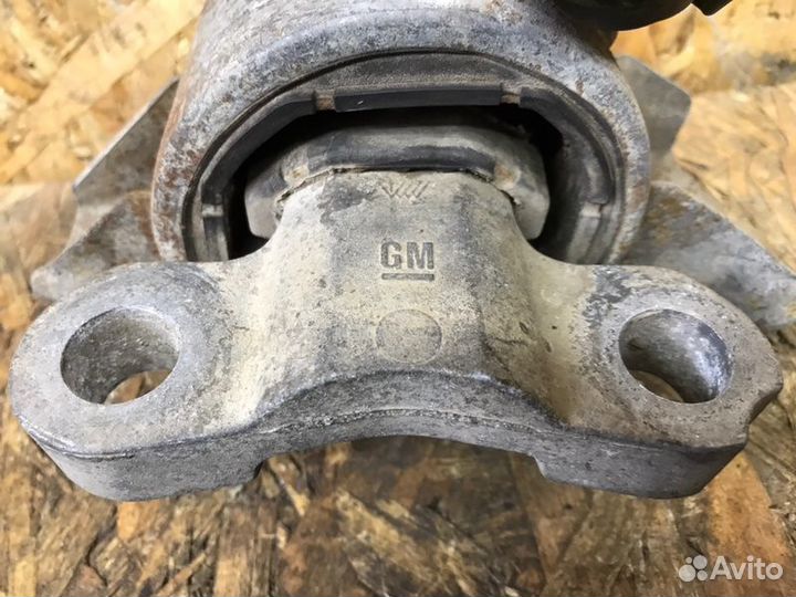 Подушка двигателя левая Opel Corsa D хетчбек 1.2