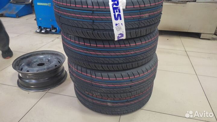 Viatti Strada 2 (V-134) 205/55 R16