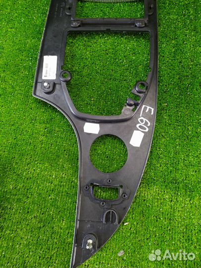 Консоль АКПП Bmw 5 Series E60