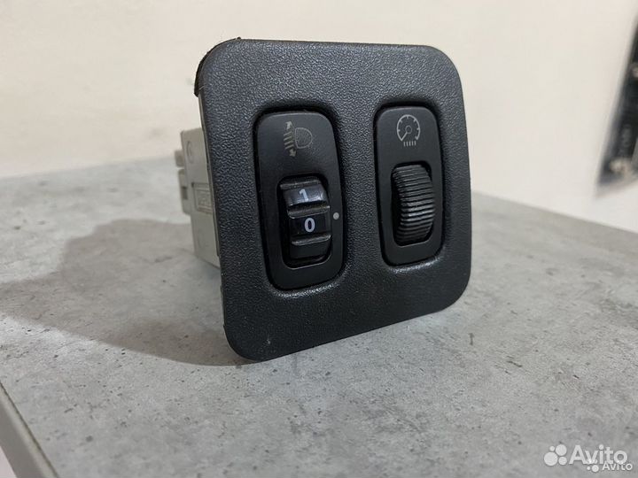 Кнопка корректора фар Mitsubishi Lancer 9