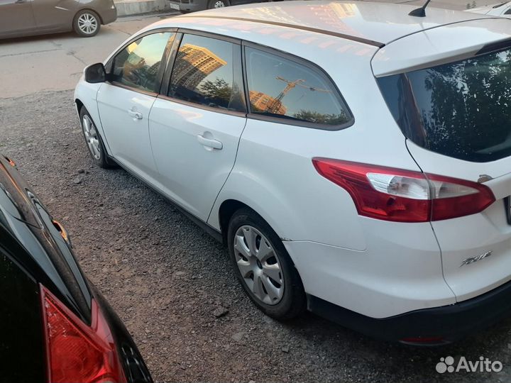 Ford Focus 1.6 МТ, 2014, 240 000 км