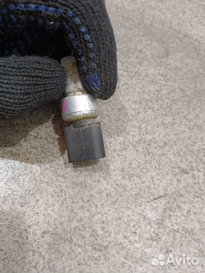 Датчик давления фреона для Volkswagen Passat CC