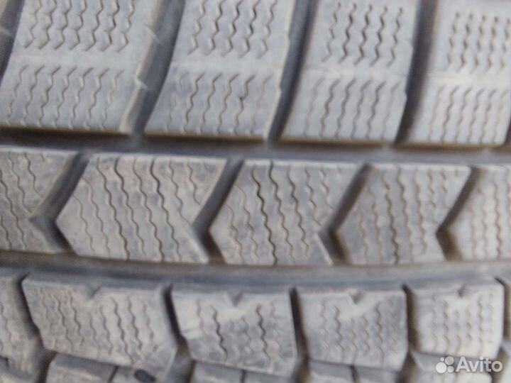 Dunlop SP Winter Maxx WM01 215/45 R17