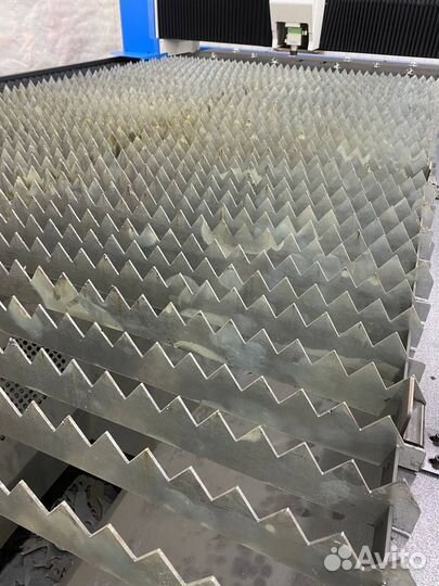 Станок лазерной резки металла senfeng SF3015G 3кв