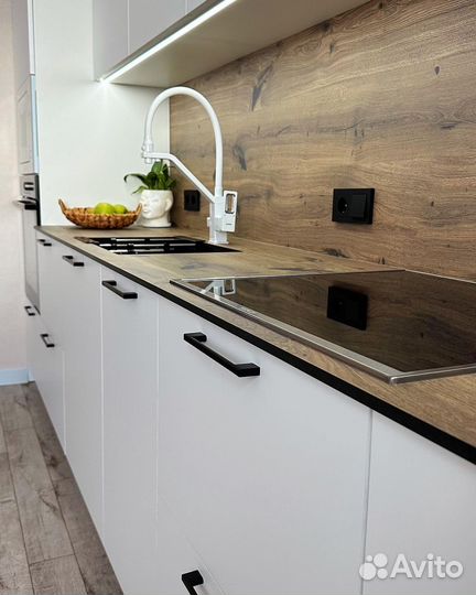 Кухня на заказ под любые размеры