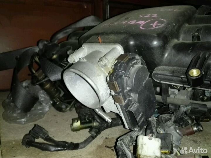 Дроссель топливной заслонки Субару 3.0л EZ30