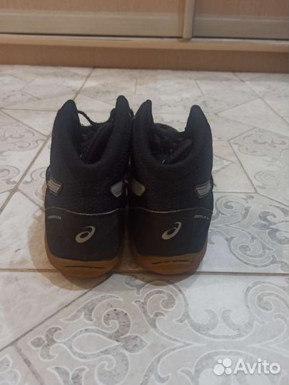 Борцовки asics