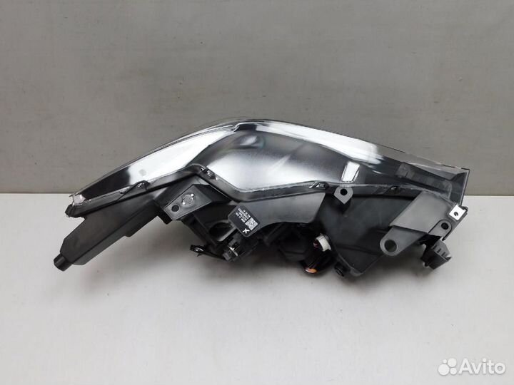 Фара левая Mazda CX-5