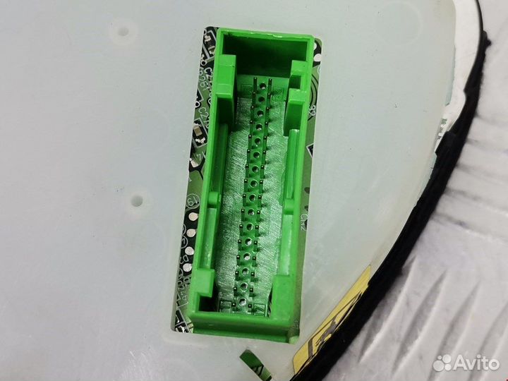 Панель приборная (щиток приборов) для Audi A6 C5