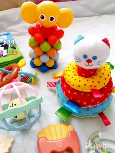 Игрушки для малышей (пакетом)