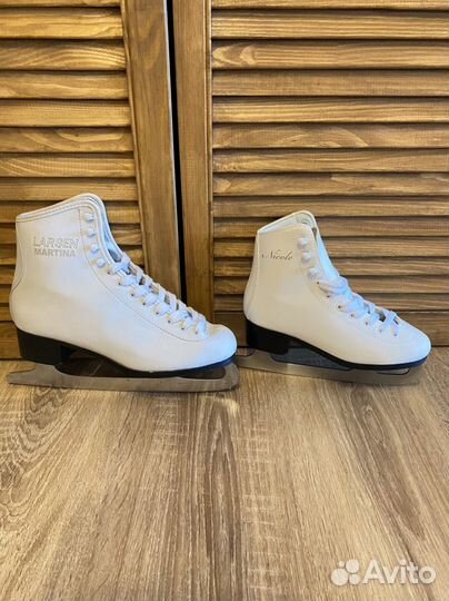 Коньки фигурные