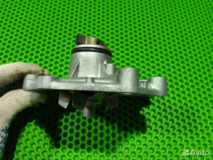 Помпа 2tzfe Toyota Previa