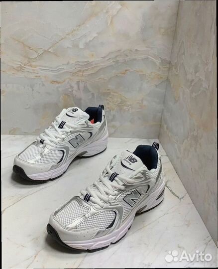 Кроссовки Женские New Balance 530