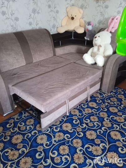 Угловой диван бу