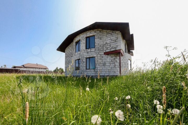 Коттедж 189,5 м² на участке 15 сот.