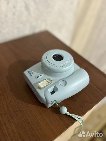 Фотоаппарат polaroid instax