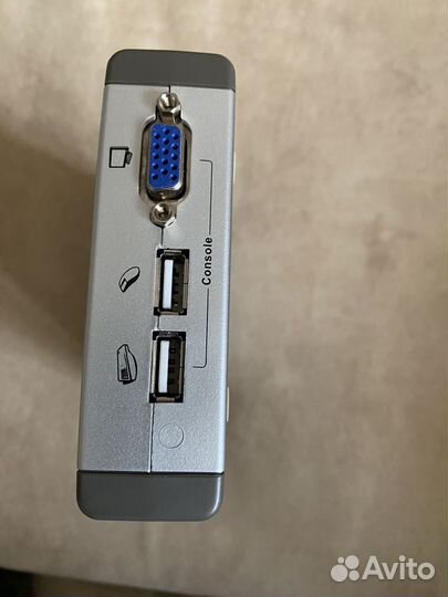 4-port KVM Switch dkvm-4U