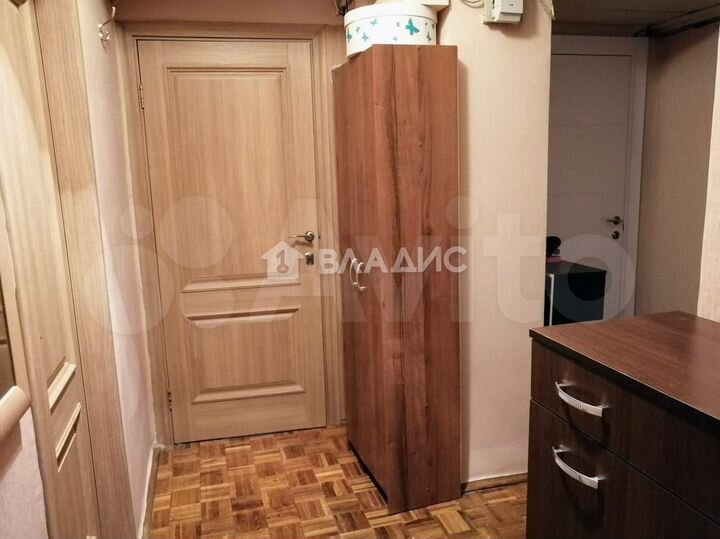 Комната 20 м² в 4-к., 2/5 эт.