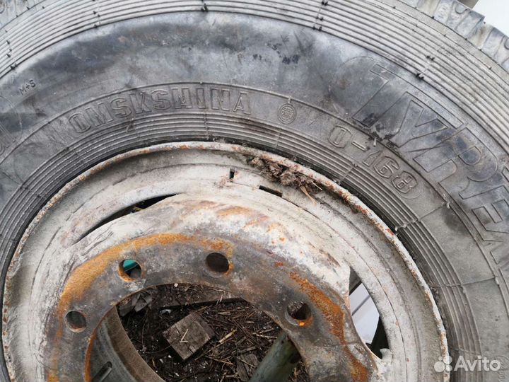 Колесо на маз