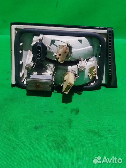 Задняя фара bmw e34