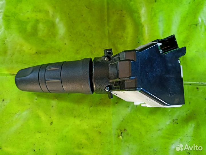 Переключатель подрулевой правый Nissan Tiida 2012г