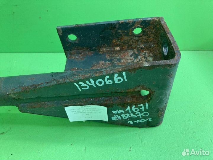 Кронштейн крепления крыла DAF XF105