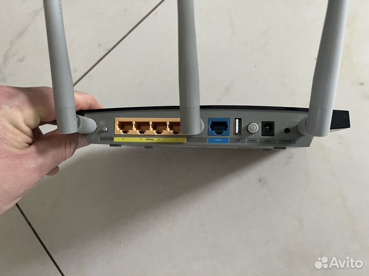Wi-Fi роутер TP-link TL-WR1043ND