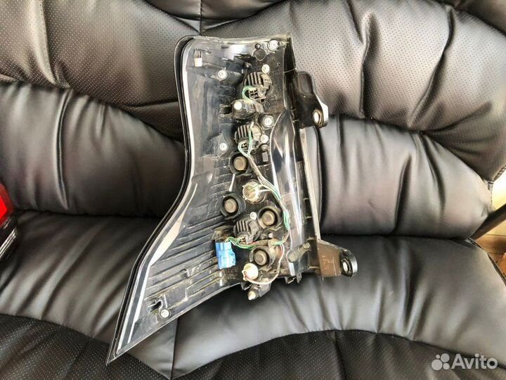 Стоп-сигнал задний Toyota Land Cruiser Prado 150