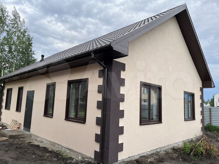 Дом 100 м² на участке 5,5 сот.