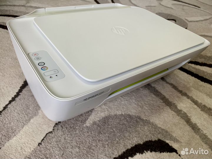 Мфу цветной струйный HP DeskJet 2130