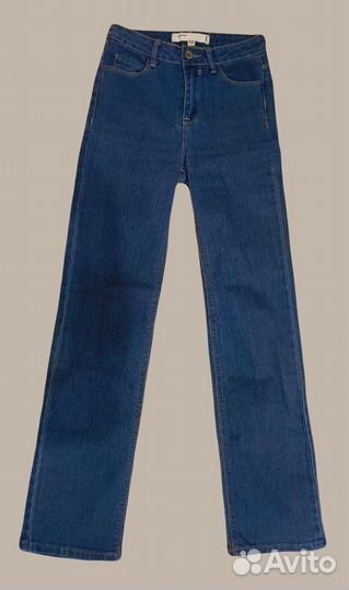 Джинсы синего цвета