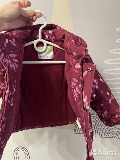 Демисезонный костюм на девочку 92