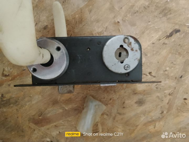 Врезной замок