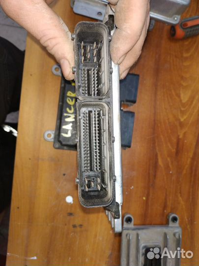 Блок управления двигателем Nissan Teana